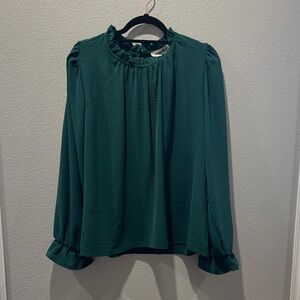 💚 Haptics Elegant Green Top w/ Ruffled Neck & Sleeves – Size S 💚